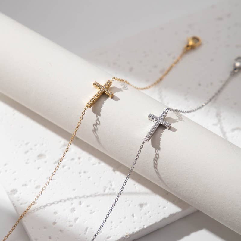 18K STAINLESS STEEL TARNISH FREE CROSS BRACELET | 40B5201