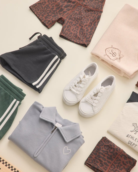 Quarter Zip Sweatshirt || Dusty Blue