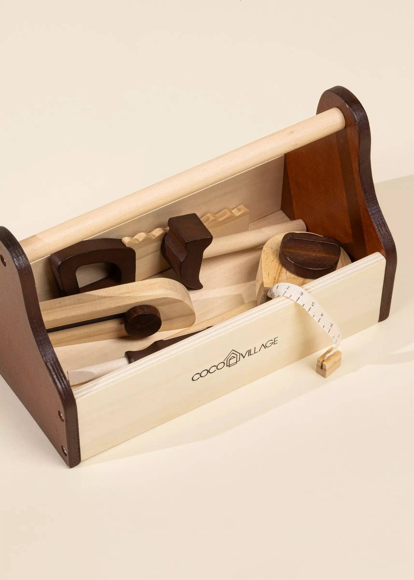 Coffret d'outils en bois