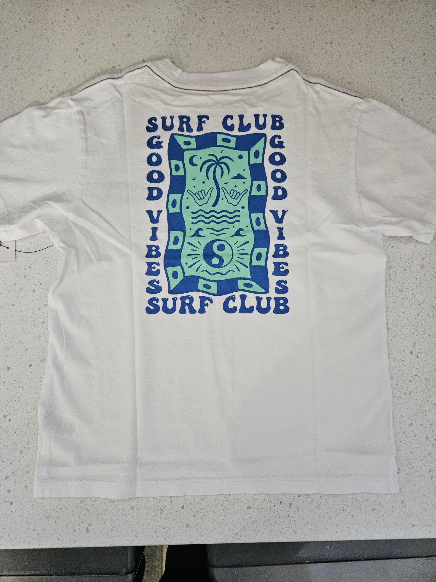 Good Vibes Vintage Tee