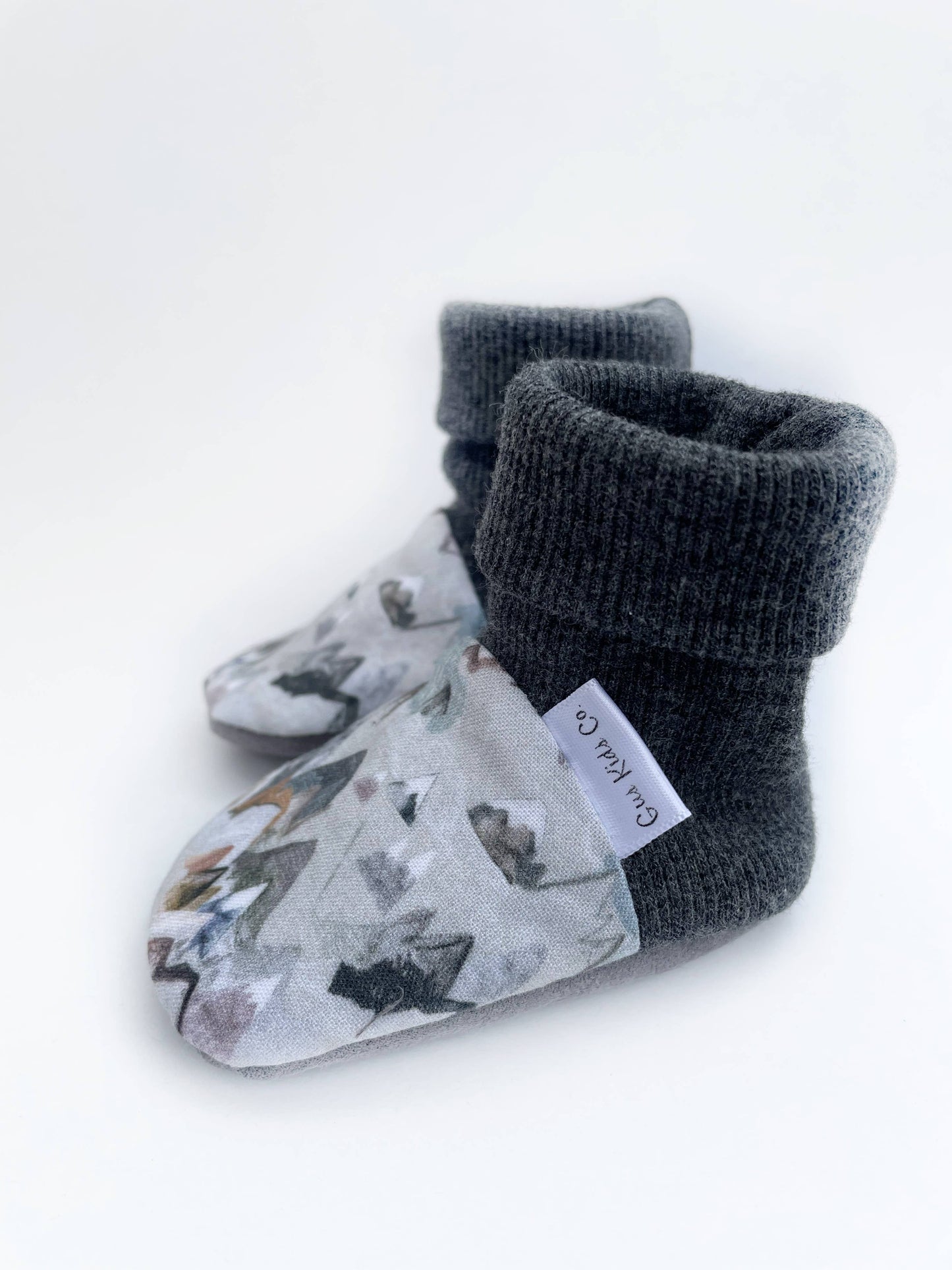 Earthy Baby Booties 
