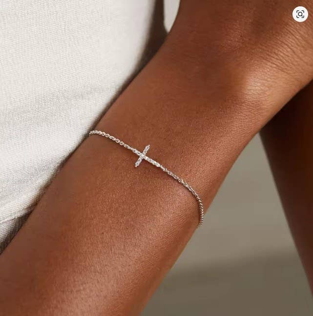 18K STAINLESS STEEL TARNISH FREE CROSS BRACELET | 40B5201