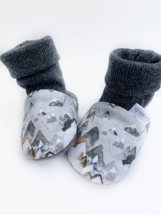 Earthy Baby Booties 