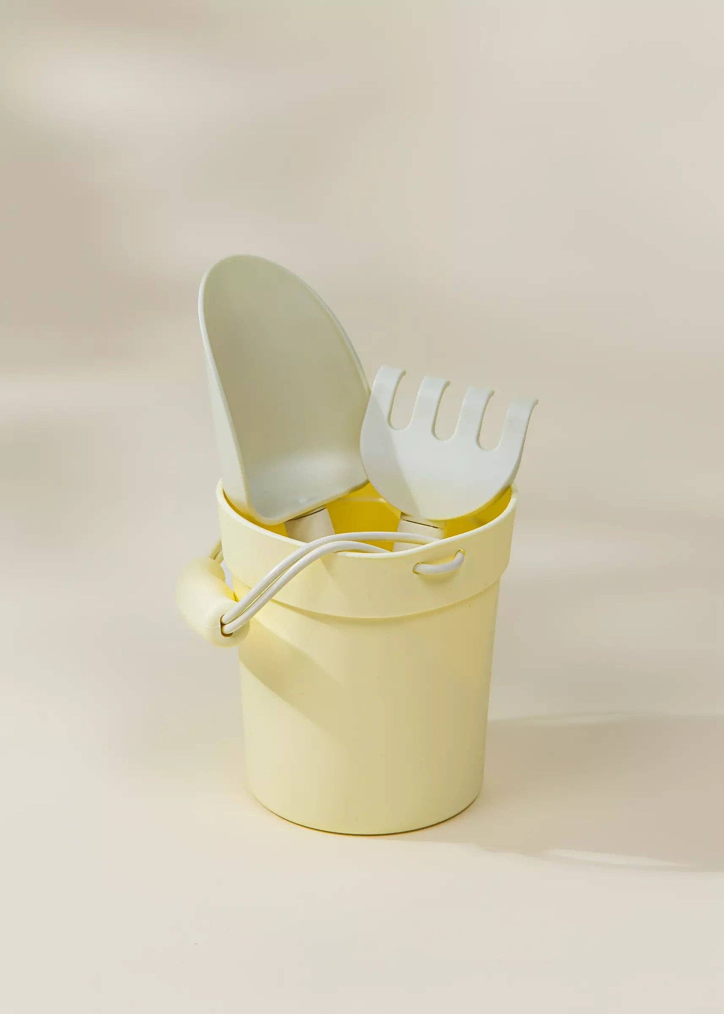 Silicone Beach Bucket & Accessories (3 pcs)