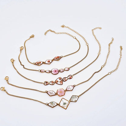 Dried Flowers Floral Geometric Charm Golden Bracelet - PDF