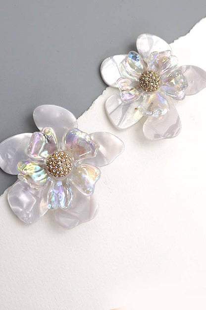 BOUCLES D'OREILLES À CLOCHE EN ACRYLIQUE AVEC FLEUR ET STRASS | 80E1120