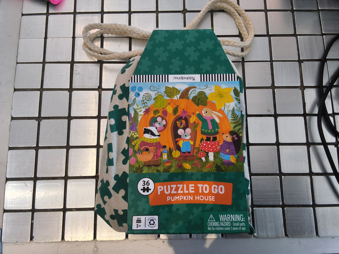 Pumpkin House: Puzzle To Go