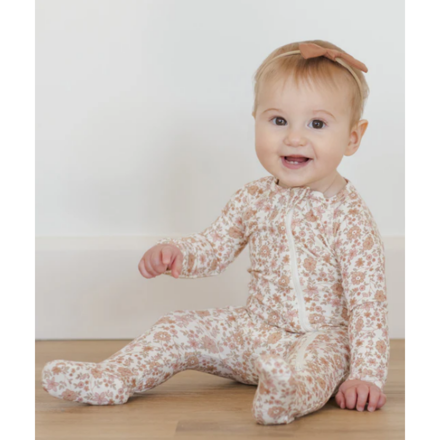 Bamboo Zip Footie | Bloom- Quincy Mae