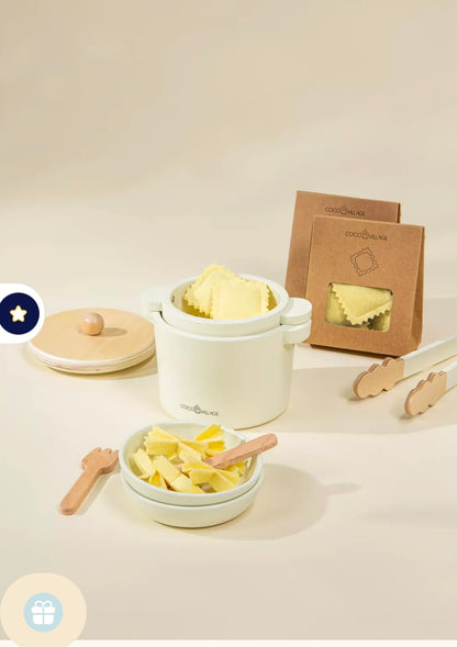 Coco village pasta making toy set