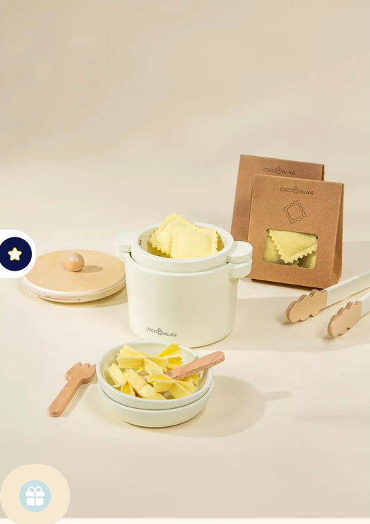 Coco village pasta making toy set